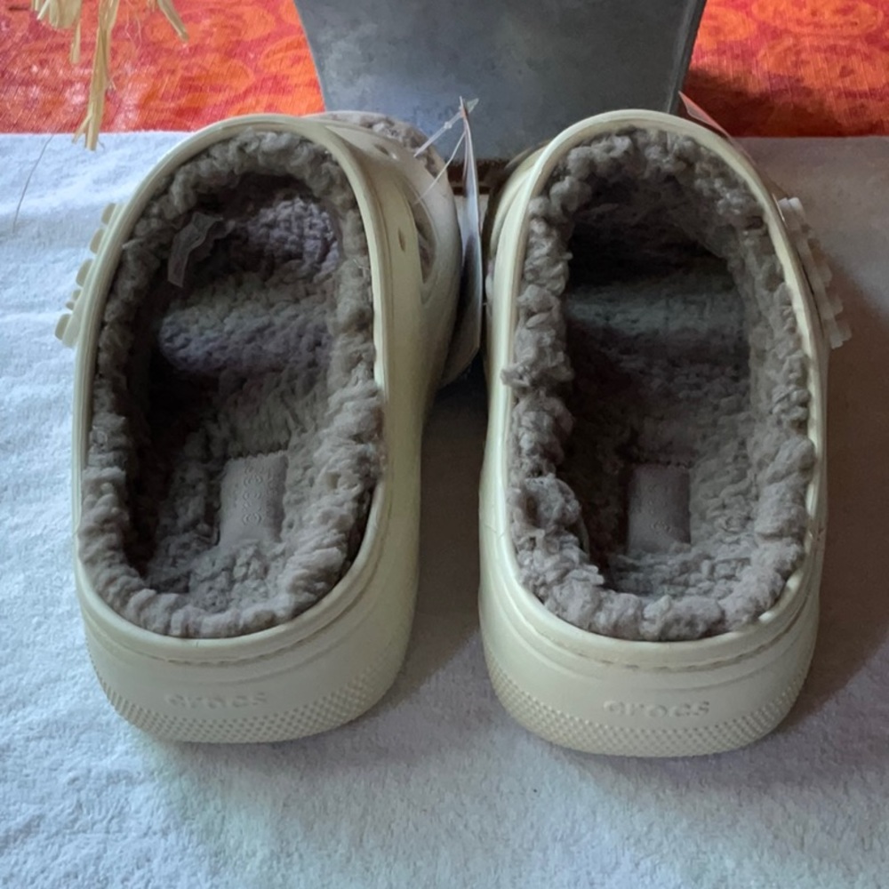 🐊 CROCS CLASSIC COZZZY  SANDALS 🐊 NWT 🐊 - Picture 8 of 16